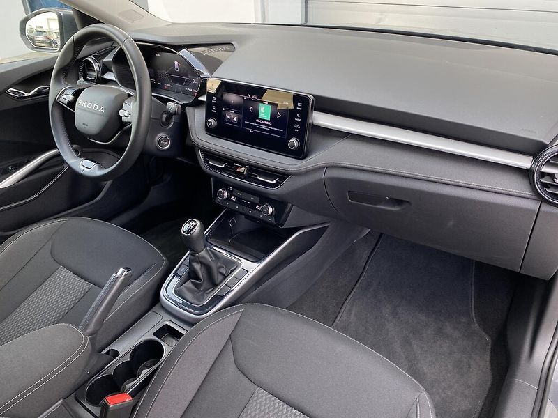 Škoda Fabia 1,0 TSI 85 kW Selection - fotka 24 z 26
