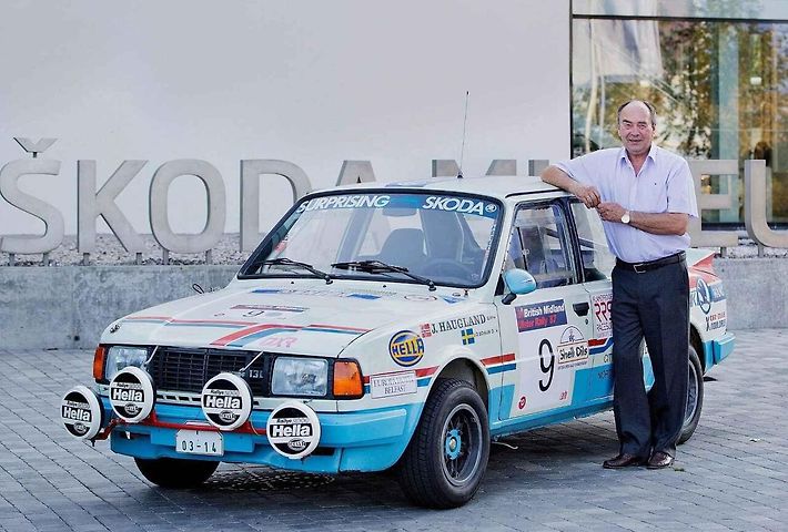 John Haugland byl mistrem ovládání rallyových škodovek se zadním pohonem.