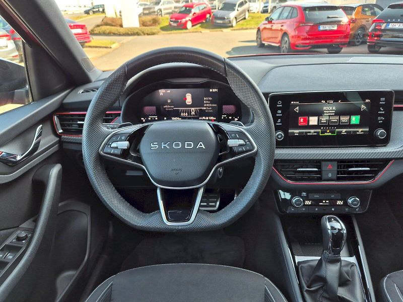 Škoda Kamiq (2025) Monte Carlo 1.0TSi 85kW 7°auto - fotka 22 z 30