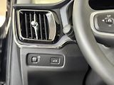 Volvo V60 B4 AUT*145kW*KeyLess*Tažné - náhled 26