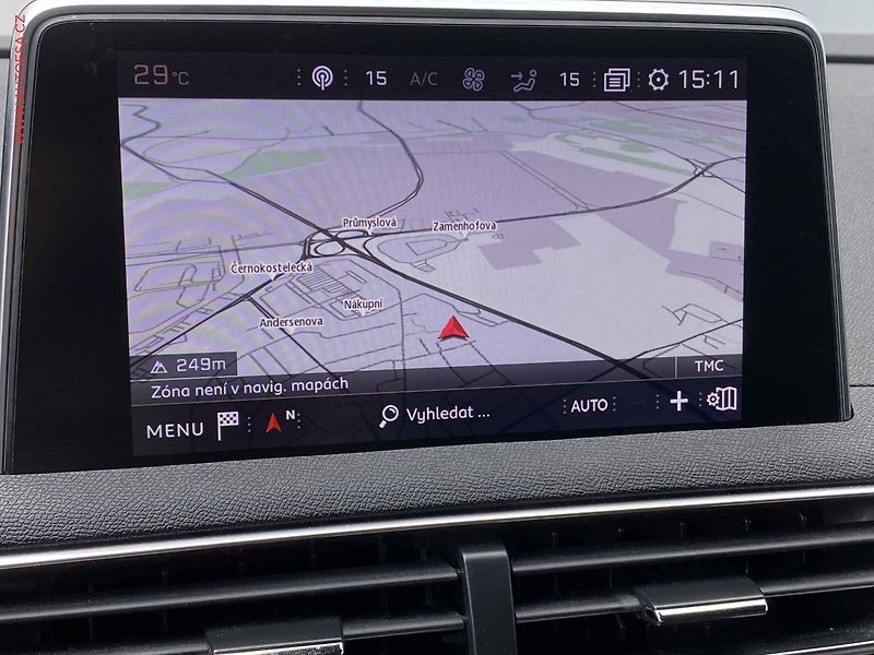Peugeot 3008 (2018) 1.2 PT, GT Line, LED, kamera - fotka 15 z 19