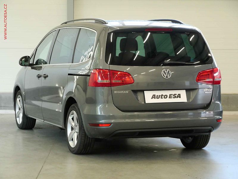 Volkswagen Sharan (2014) 2.0 TDI, AC, výhřev sed. - fotka 6 z 22