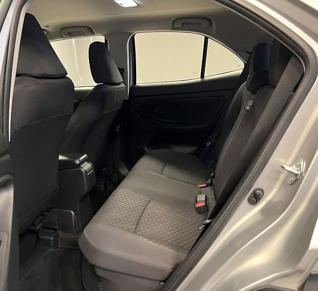 Toyota Yaris Cross 1,5 Hybrid AT Comfort - fotka 9 z 15