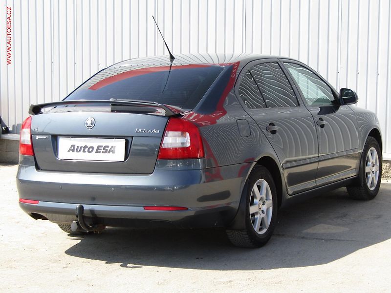 Škoda Octavia (2009) 1.4 TSi, ČR, Elegance - fotka 4 z 15