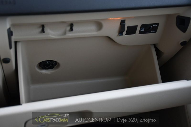 Volkswagen Tiguan 2.0TDi 103kW PANO TAŽNÉ - fotka 39 z 54