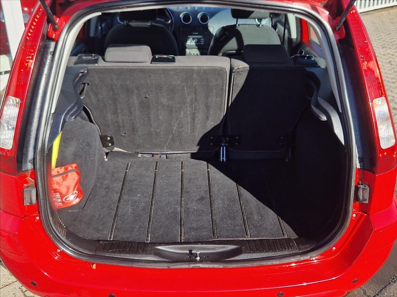 Ford Fusion 1,4 i SENZORY AUTAC PO SERVISU - fotka 10 z 35