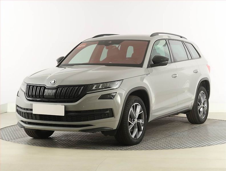 Škoda Kodiaq (2021) Sportline 2.0 TDI, digi klima - fotka 2 z 30