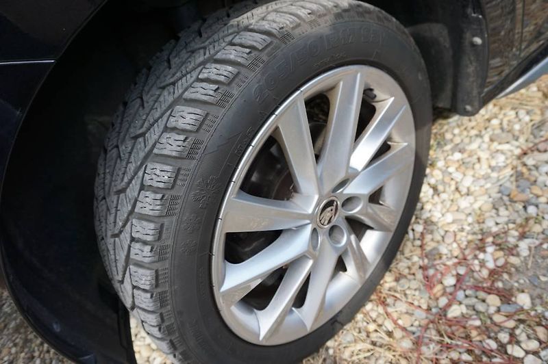 Škoda Kamiq (2022) 1,0 81 kW - fotka 34 z 35