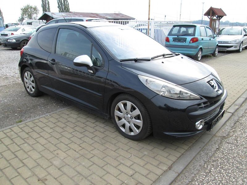 Peugeot 207 (2008) 1,6 GTI - fotka 3 z 17