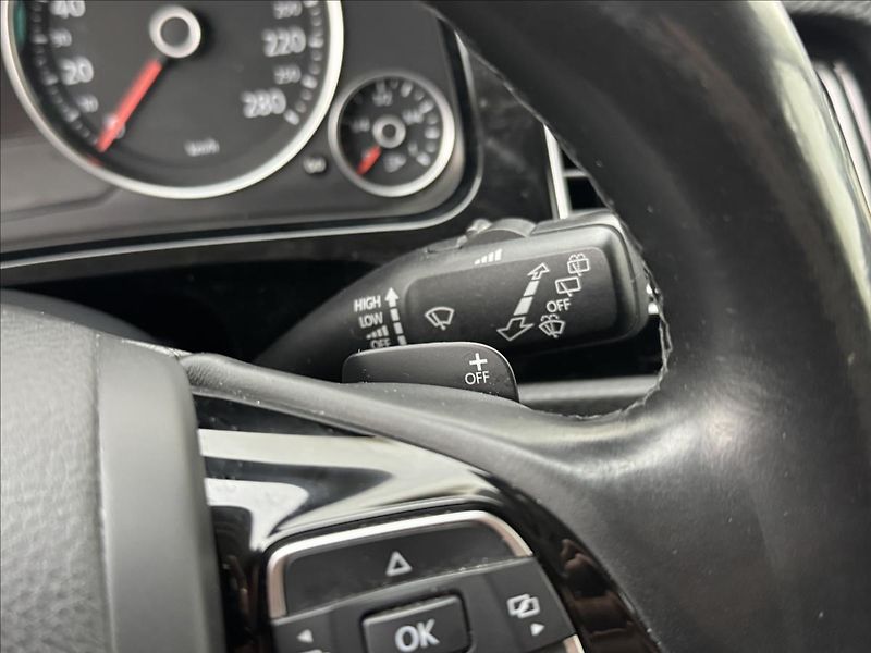 Volkswagen Touareg 3,0 ACC 360° TZ PEČLIVÝ SERVIS - fotka 14 z 49