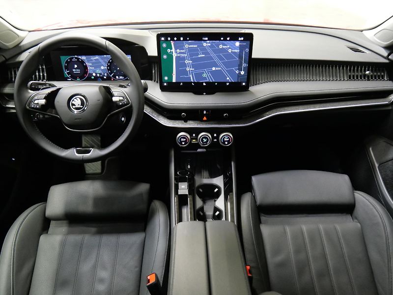 Škoda Superb - fotka 5 z 29