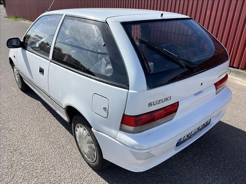 Suzuki Swift 1,0 i AUTOMAT EKO ZAPLACENO - fotka 8 z 25