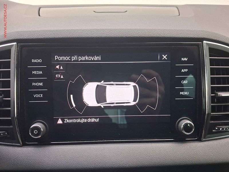 Škoda Karoq (2021) 2.0 TDi, 2.maj,ČR, Ambition - fotka 17 z 20