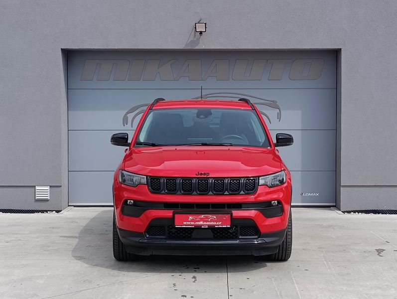 Jeep Compass 1.5 E-HYBRID NIGHT EAGLE ČR - fotka 2 z 31