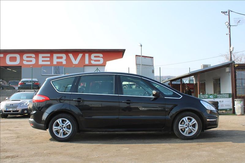 Ford S-MAX 2,0 TDCi  SERVISKA, AUTOMAT - fotka 4 z 31