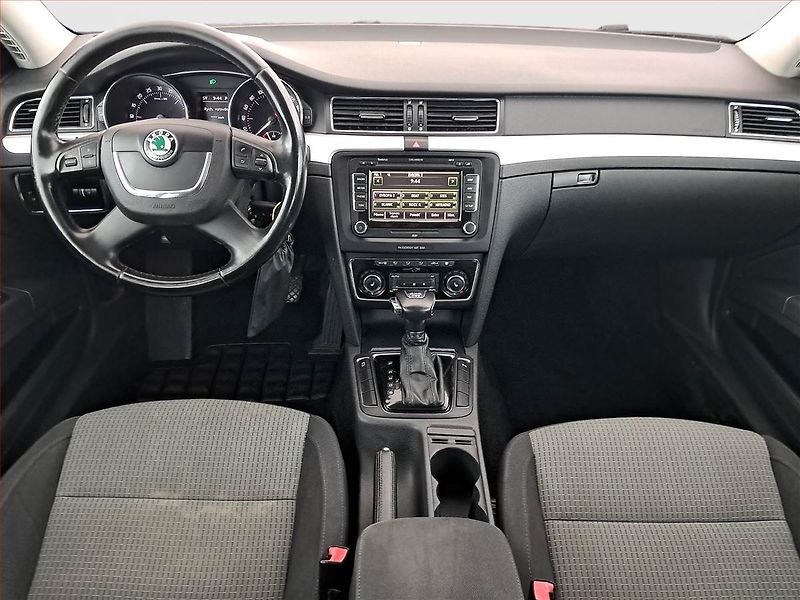 Škoda Superb (2011) 2.0 TDI, 4X4, Automat, Navi - fotka 8 z 18