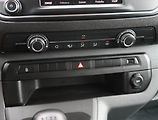 Opel Vivaro (2022) 2.0 CDTI, Bus, 8Míst, ČR, DPH - náhled 18