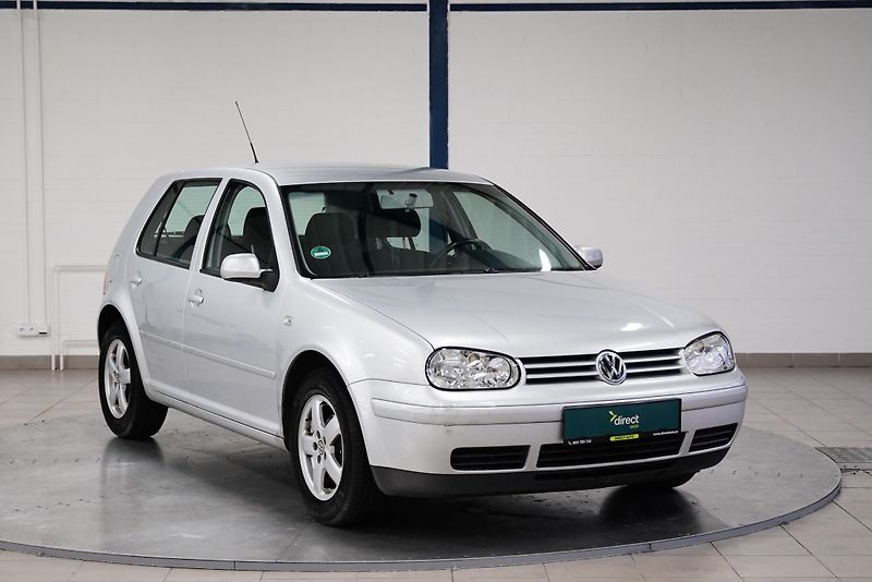 Volkswagen Golf - fotka 4 z 6