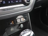 SsangYong Korando (2021) 1.5 T-GDI, Automat, Serv.kniha - náhled 16