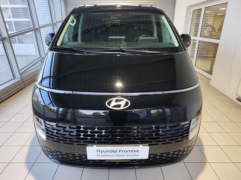 Hyundai Staria (2024) 1.6T-GDi 158kW HEV Style - fotka 6 z 24