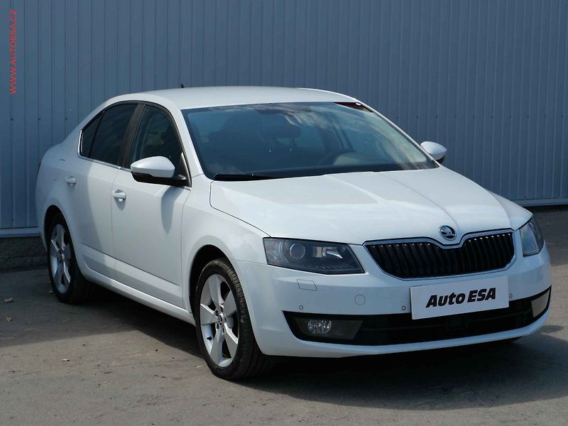 Škoda Octavia (2015) 2.0 TDi, ČR, Navi, bixen - fotografie inzerátu