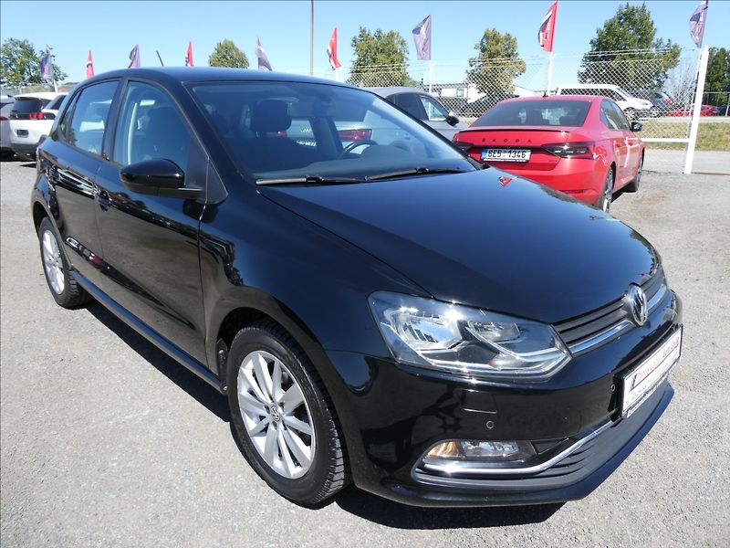 Volkswagen Polo 1,2 TSi 66kW HIGHLINE,serviska - fotka 1 z 39