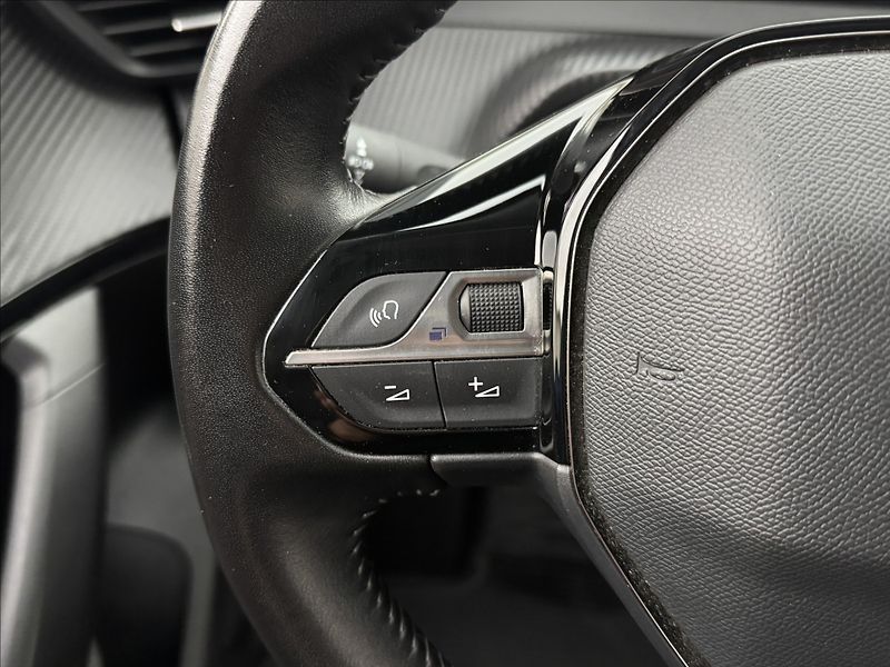 Peugeot 2008 1,5 HDi ACTIVE LED SENZORY ČR - fotka 10 z 39