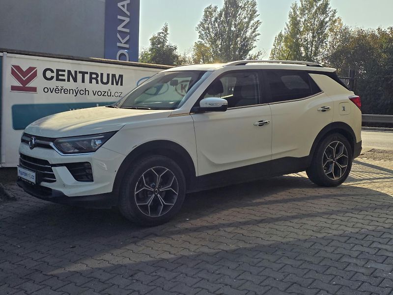 SsangYong Korando 1.5-AUTOMAT-KAMERA-ISOFIX - fotka 1 z 13
