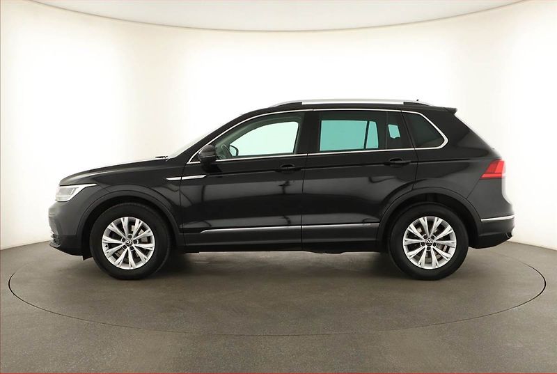 Volkswagen Tiguan (2022) Life 2.0 TDI - fotka 3 z 20