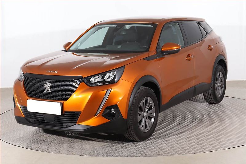 Peugeot 2008 (2020) 1.2 PureTech, Serv.kniha, Navi - fotka 2 z 26