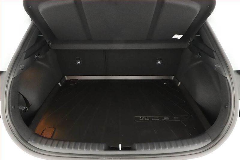 Kia XCeed (2025) 1.6 T-GDI - fotka 16 z 17