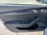 Škoda Octavia 2,0 TDI Combi Ambition Plus - náhled 15