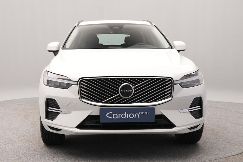 Volvo XC60 (2026)  B5 AWD AUT CORE - fotka 15 z 20