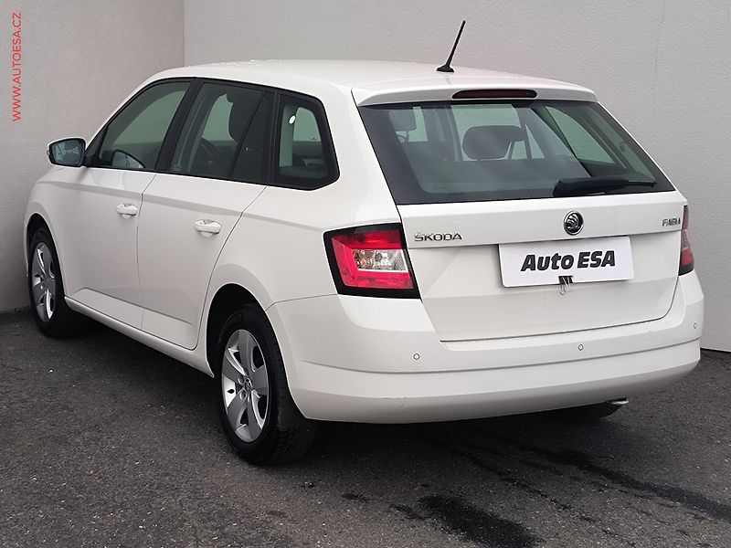 Škoda Fabia (2018) 1.0 TSi, 2.maj,ČR, Style - fotka 6 z 18