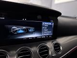 Mercedes-Benz Třídy E (2018) 220D,TOP ,TZ, adaptivní tempo - náhled 33