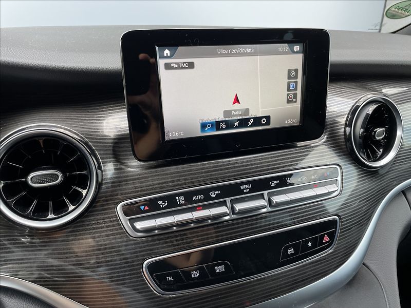 Mercedes-Benz Třídy V 2,0 250d 4MATIC LONG ČR.1.MAJ. - fotka 13 z 37
