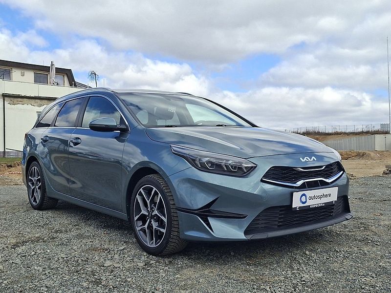 Kia Ceed SW 1.5 T-GDI 117kW 7DCT - fotka 8 z 25