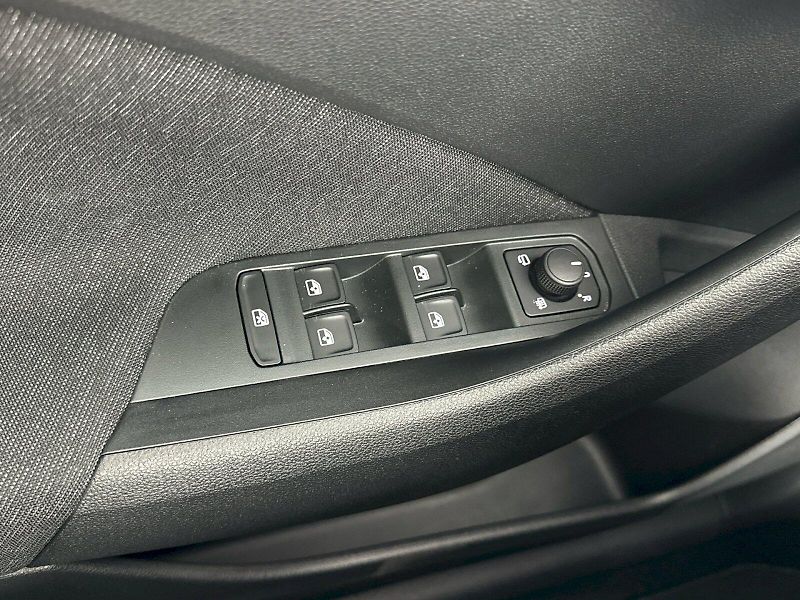 Škoda Scala (2025) DSG 1.0TSI 85kW Top Selection - fotka 25 z 29