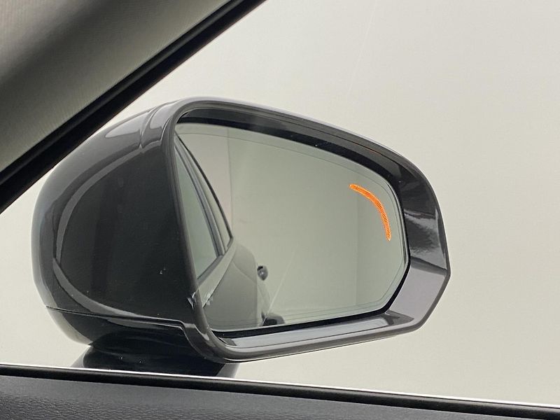 Volvo V90 B4 MOMENTUM AUT REZERVACE - fotka 34 z 48