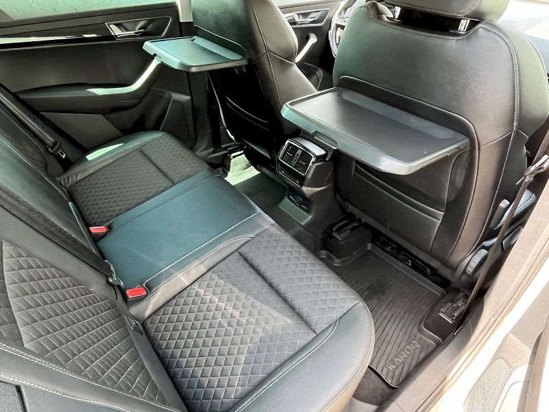 Škoda Karoq (2019) 1.5 TSI 110 kW ACT Style DSG - fotka 12 z 28