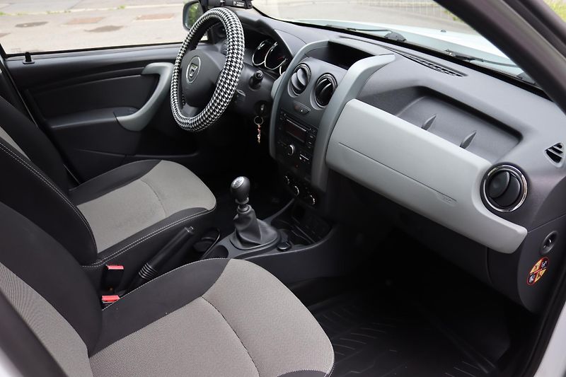Dacia Duster 1.5dCi 1. MAJITEL JAKO NOVÉ - fotka 43 z 49
