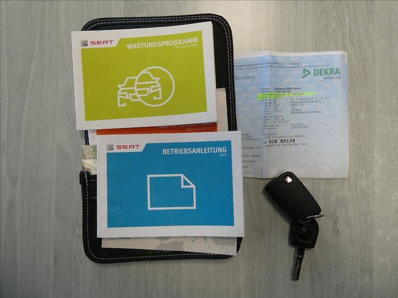 Seat Ibiza 1,0 MPi 55kW serviska - fotka 37 z 41