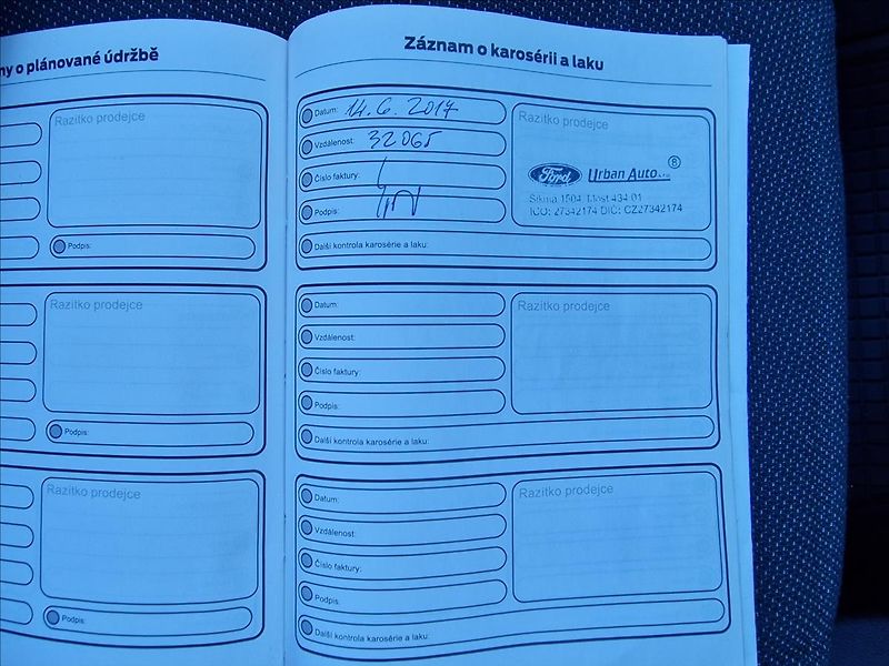 Ford Tourneo Connect 1.5TDCi 88kW L2, Titanium, ČR - fotka 49 z 50