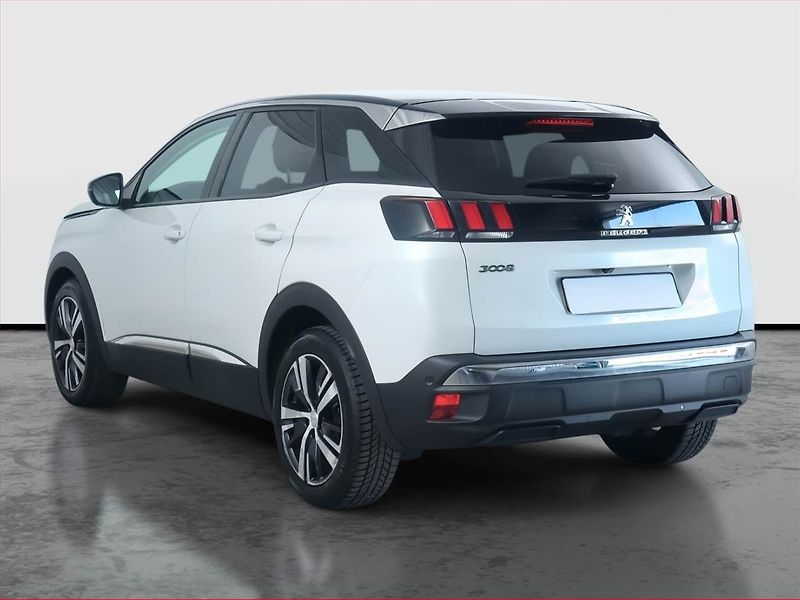 Peugeot 3008 (2019) 1.6 PureTech, Automat - fotka 4 z 18