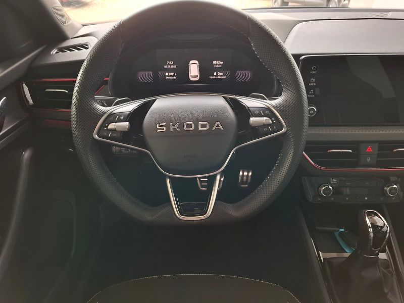 Škoda Kamiq (2025) MONTE CARLO TS 110/1.5 A7F - fotka 7 z 20