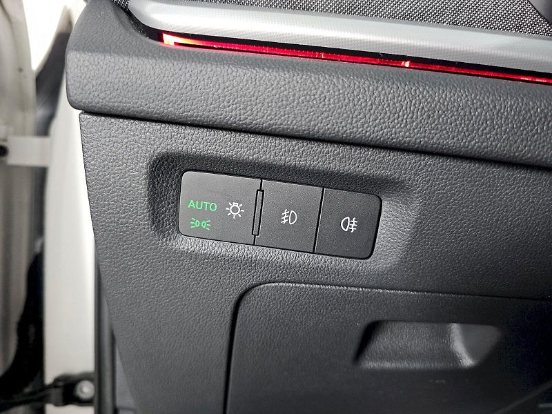 Škoda Octavia (2023) Combi 1.5TSI m-HEV 110kW DSG S - fotka 26 z 30