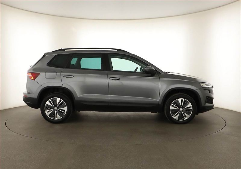 Škoda Karoq (2024) Style 2.0 TDI - fotka 6 z 15