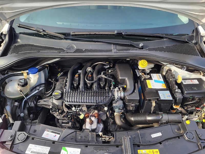 Citroën C3 1.2 PureTech 82k S&S FEEL *ČR - fotka 25 z 40