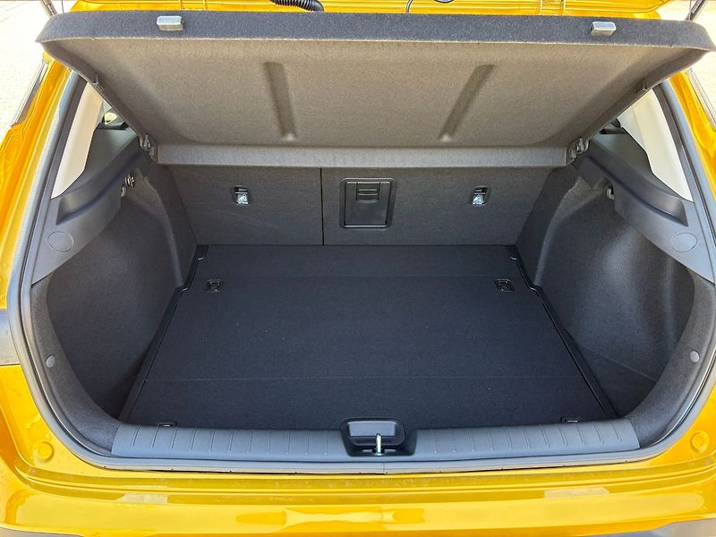 Kia Ostatní (2026) HB 1,6 T-GDi GPF 7DCT EXCLUSIV - fotka 10 z 16