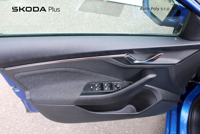 Škoda Scala (2025) Top Selection 1.0TSI / 85kW 7° - fotka 9 z 24